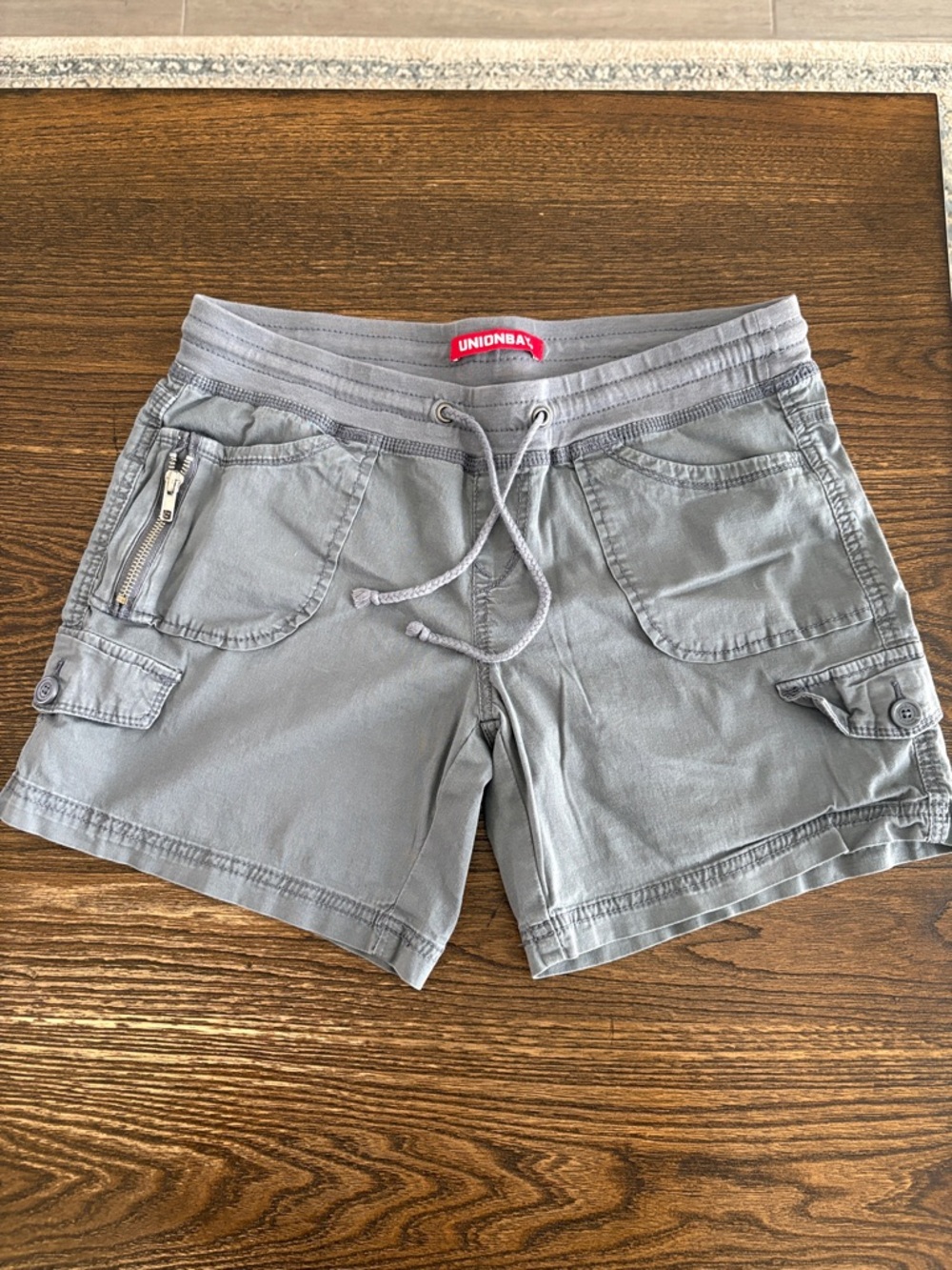 UNIONBAY Women's Light Gray Cotton Cargo Drawstring Shorts Size Large